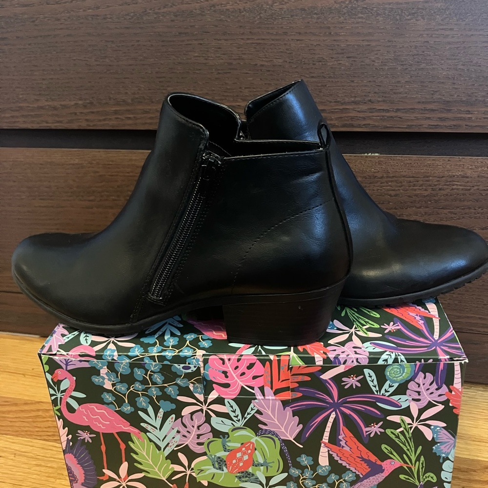 Elegant Black Leather Ankle Booties